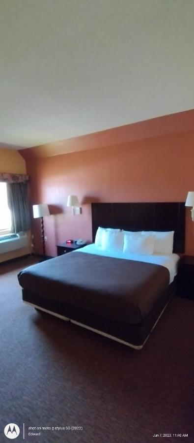 Shary Inn And Suites Мишен Экстерьер фото